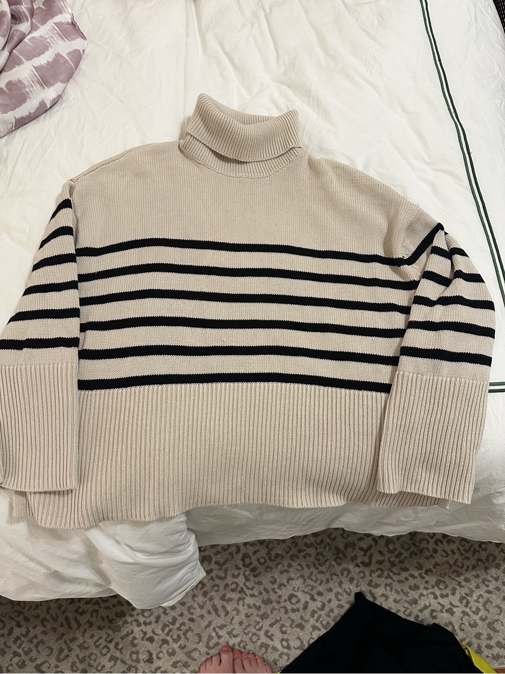 GAP Cotton Cream Turtleneck Sweater with Black Stripes
